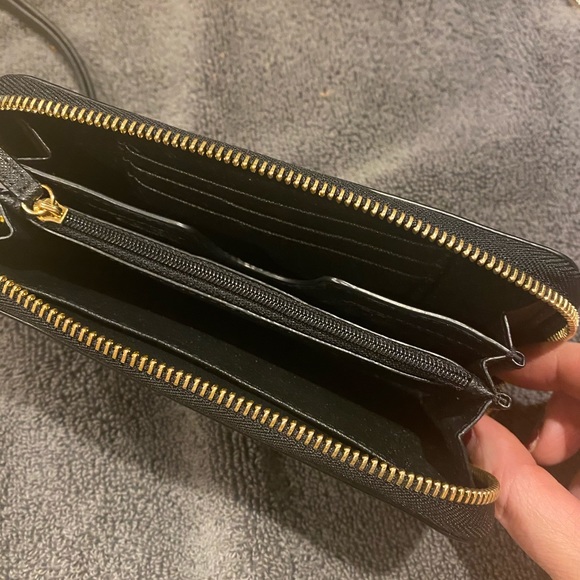 Michael Kors Wristlet - Picture 4 of 5
